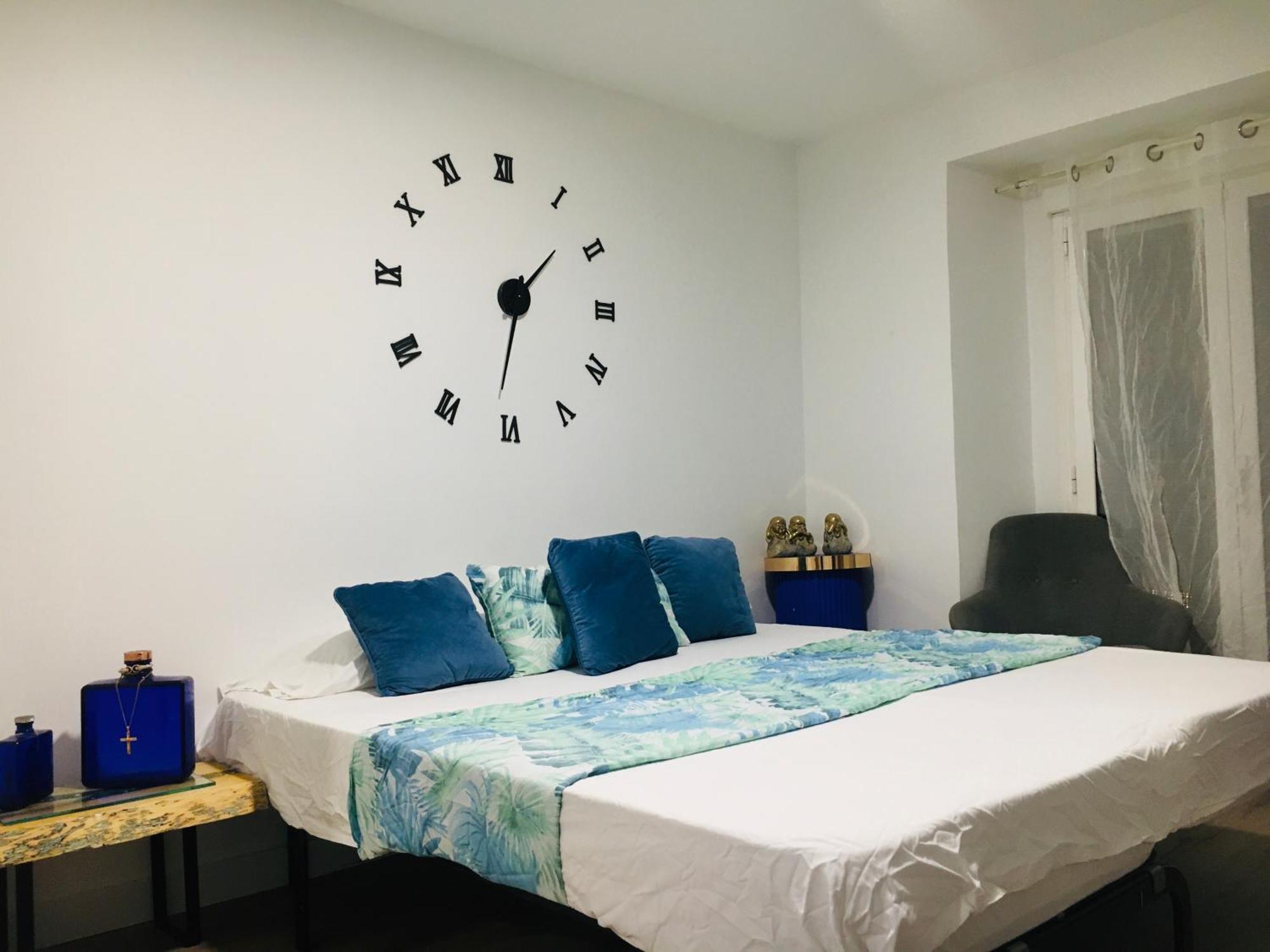 Apartamento Delux Ll Мадрид Екстериор снимка
